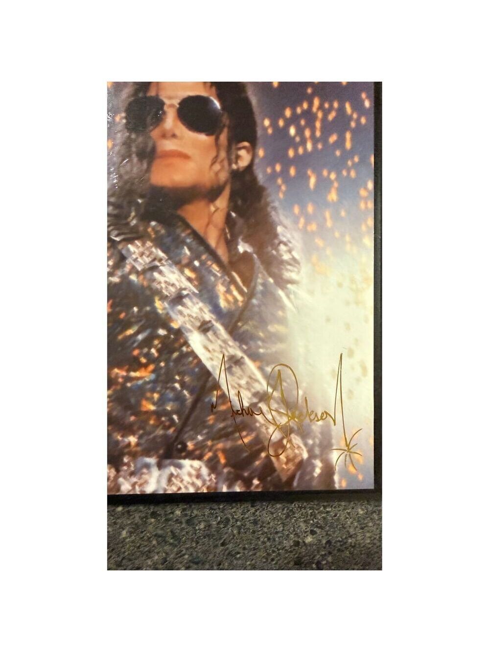 Michael Jackson Memorabilia photo frame - Picture 2 of 5